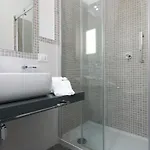 Pharos Hotel 2*