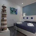 Hotel Pharos 2*