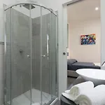 Hotel Pharos 2*