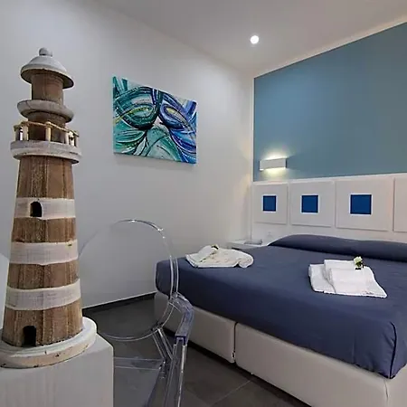 Pharos Hotel 2*